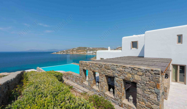 Εξωτερική όψη . Outdoor view